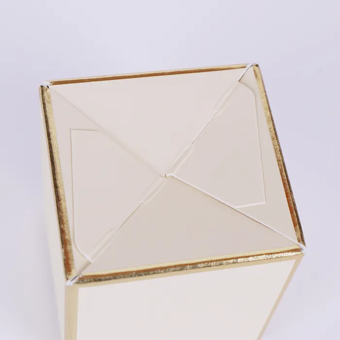 Dolne skrzynki zamykające