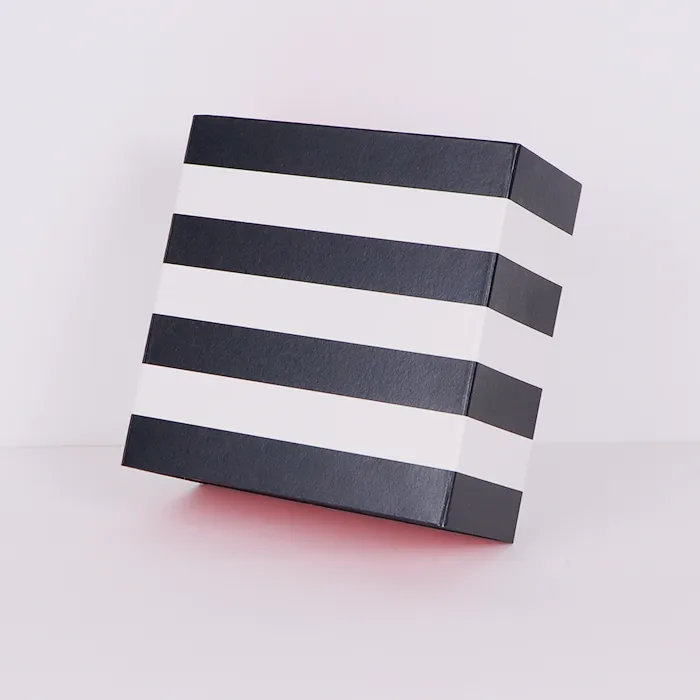 Szufladowe pudełka na prezenty